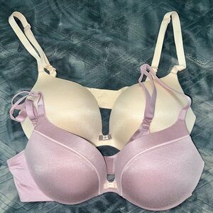 🌸 2 VICTORIA’S SECRET PLUNGE BRAS ~36C 🌸